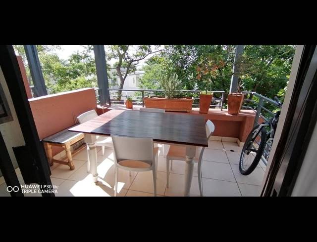 2 BEDROOM TOWNHOUSE TO LET IN BRYANSTON